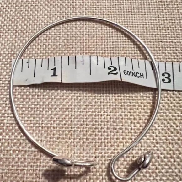 .925 Italy Heart interlocking Bracelet 2 1/2 “ be worn open as well. - Picture 7 of 10